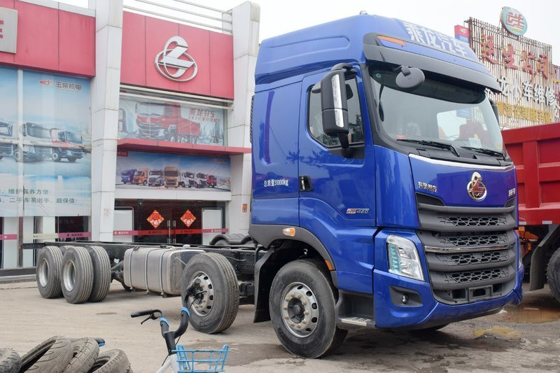 东风柳汽 乘龙H7重卡 420马力 8X4 9.4米 国五 仓栅式载货车(LZ5312CCYH7FB)