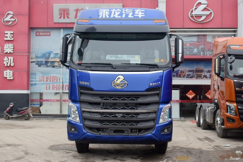 东风柳汽 乘龙H7重卡 420马力 8X4 9.5米 国五 仓栅式载货车(LZ5320CCYH7FB)