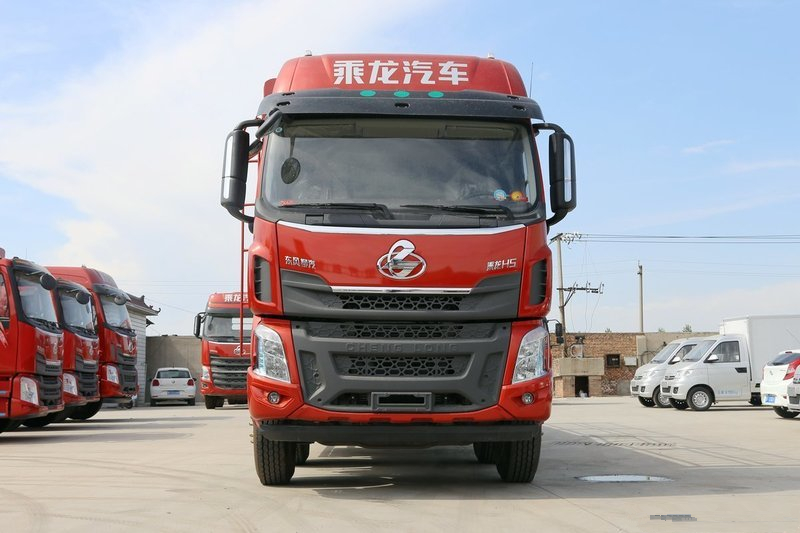 东风柳汽 乘龙H5中卡 245马力 4X2 7.8米 国六 冷藏车(LZ5180XLCH5AC1)