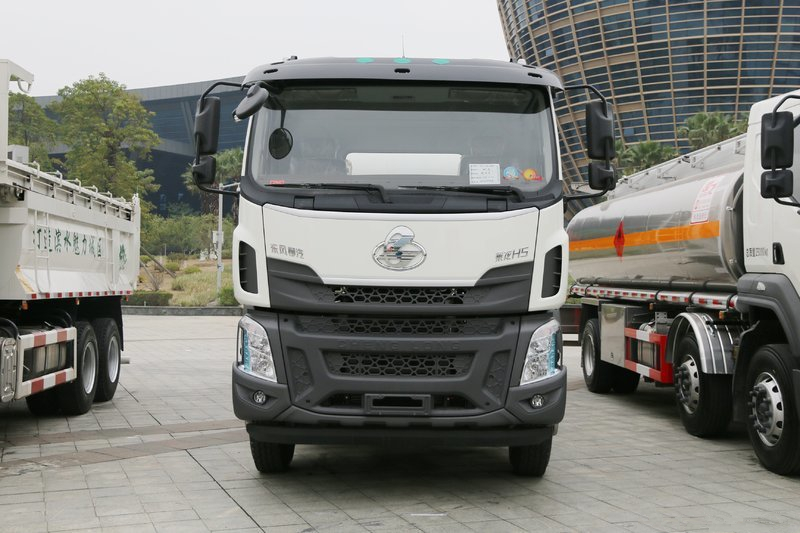 东风柳汽 乘龙H5 330马力 8X4 7.73方 国五 混凝土搅拌车(LZ5310GJBH5FB)