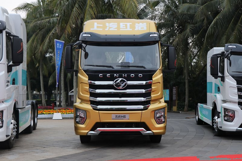 上汽红岩 杰虎H6 复合工程版 480马力 6X4 国六 牵引车(CQ4257ED12334)