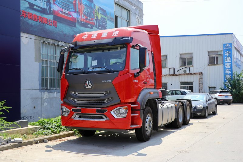 中国重汽 豪瀚N7W重卡 400马力 6X4 国六 牵引车(ZZ4255N3446F1)