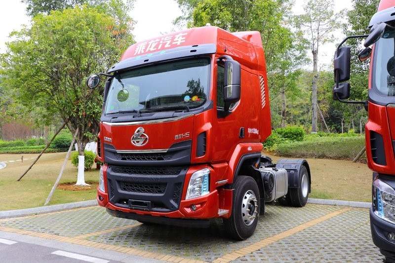 东风柳汽 乘龙H5 重卡 245马力 4X2 国六 牵引车(LZ4170H5AC1)
