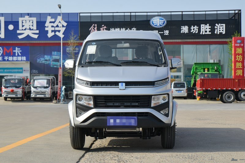 唐骏欧铃 锋锐F3 1.6L CNG 105马力 2.71米 国六 双排厢式小卡(ZB5035XXYDSD7L)