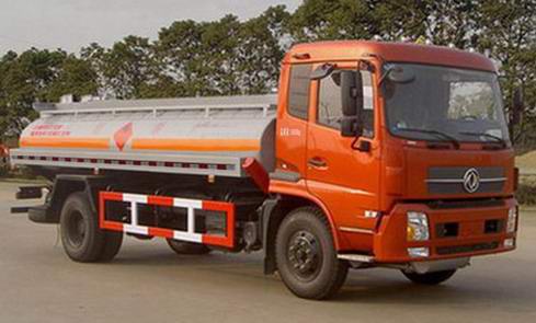 东风 天锦 180马力 4×2 加油车(DFL5160GJYBX)