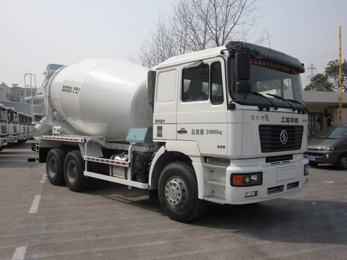 上海华建 336马力 6×4 混凝土搅拌运输车(HDJ5253GJBSX)