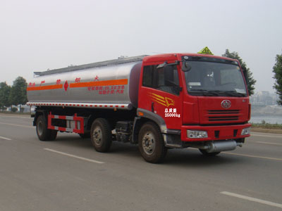 湖北合力 神狐 180马力 6×2 运油车(HLQ5250GYYC)