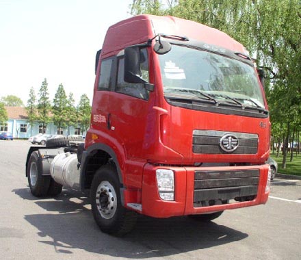 青岛解放 新大威重卡 330马力 4×2 牵引车(CA4180P2K2EA82)
