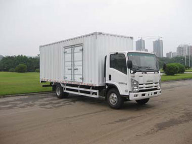 庆铃 五十铃700P中卡 176马力 4×2 厢式载货车(QL5090XTKAR)