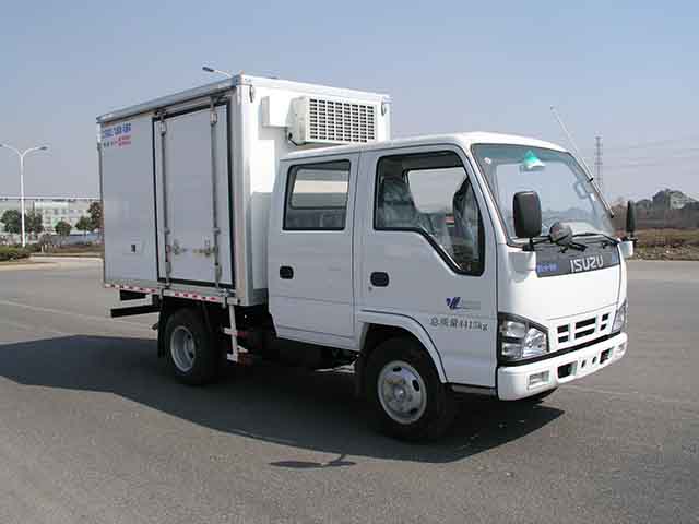 镇江飞驰 飞球 121马力 4×2 冷藏车(ZJL5043XLCS)