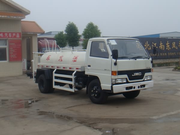 湖北江南 江特 116马力 4×2 洒水车(JDF5060GSSJ)