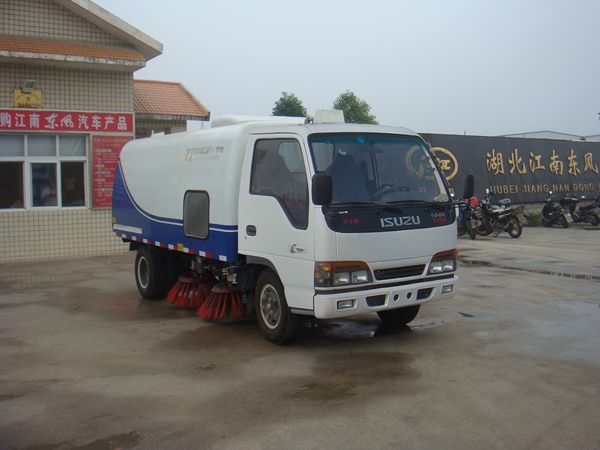湖北江南江特 95马力 4×2 扫路车(JDF5050TSLQ)