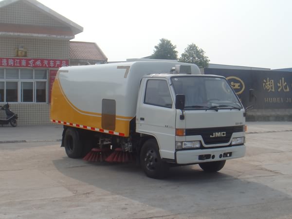 湖北江南江特 116马力 4×2 扫路车(JDF5060TSLJ)