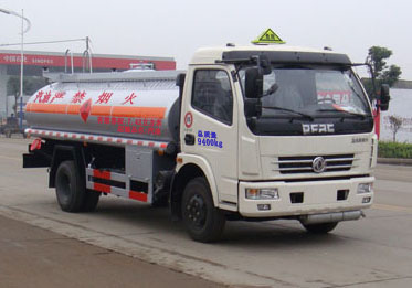 湖北合力 神狐 140马力 4×2 加油车(HLQ5090GJYE)