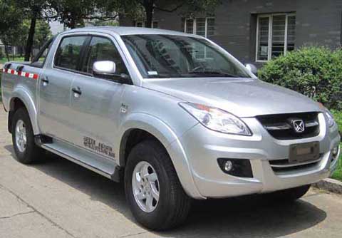 2016款 江铃汽车 域虎 超豪华型 4×4(四驱) 皮卡(JX1033TSE4)