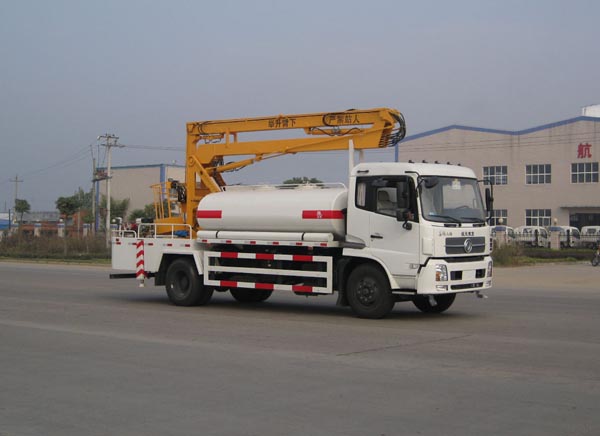 航天双龙 龙帝 180马力 4×2 绿化喷洒车(SLA5121GPSDFL6)