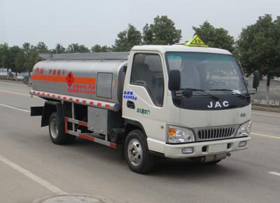 湖北合力 神狐 109马力 4×2 加油车(HLQ5041GJYH)