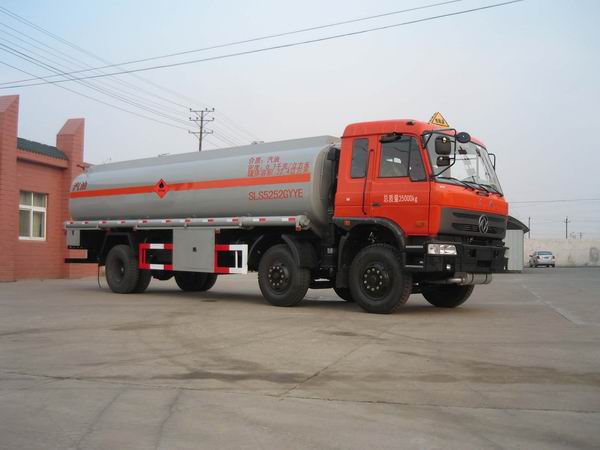 醒狮 220马力 6×2 运油车(SLS5252GYYE)