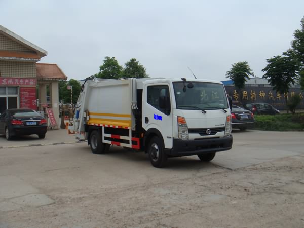 湖北江南 江特 140马力 4×2 压缩式垃圾车(JDF5080ZYSZN)