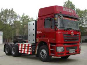 陕汽 德龙F3000重卡 350马力 6×4 牵引车(SX4256NT384T)