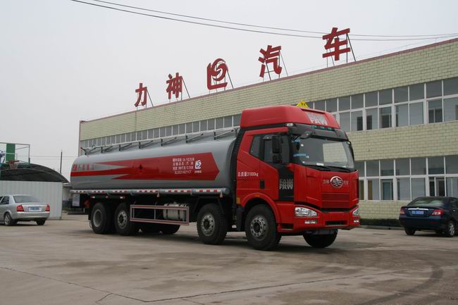 醒狮 240马力 8×2 运油车(SLS5314GYYCT)