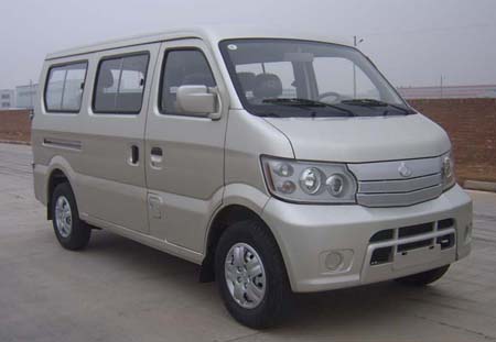 长安 星光4500 100马力 微客(SC6443M)