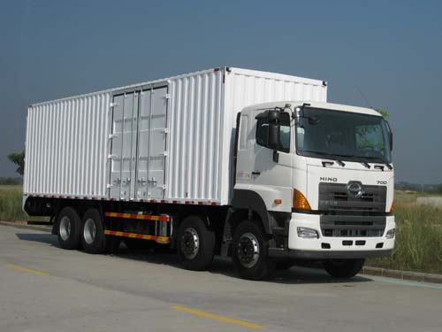 广汽日野 700系列重卡 350马力 8×4排半厢式载货车(YC5310XXYFY2PY)