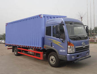 青岛解放 赛龙中卡 150马力 4×2 厢式载货车(CA5169XXYPK2L2E4A80-3)