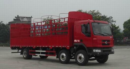 东风柳汽 乘龙中卡 190马力 6×2 仓栅式载货车(LZ5250CCYRCMA)