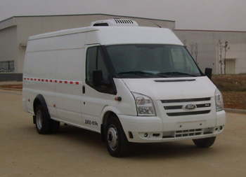 江铃 新世代全顺 140马力 4×2 冷藏车(JX5049XLCME24)