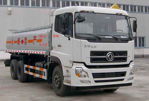 东风 天龙 270马力 6×4 运油车(DFL5250GYYAX11)