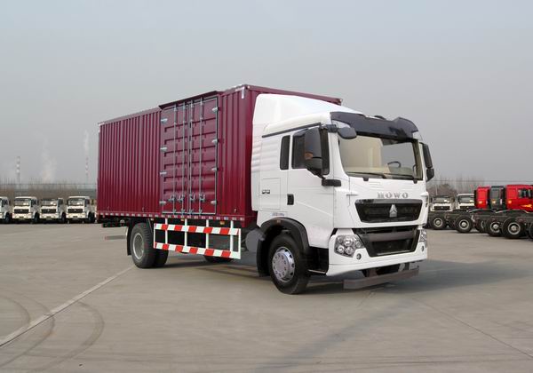 中国重汽 HOWO-T5G 中卡 180马力 4×2 厢式 排半 载货车 ZZ5167XXYH501GD1 