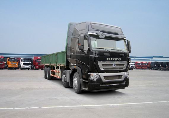 中国重汽 HOWO-T7H 重卡 360马力 8×4 栏板式 排半 载货车(ZZ1317N466MD1B)