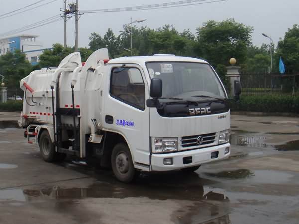 湖北江南 江特 68马力 4×2 自装卸式垃圾车(JDF5040ZZZ4)