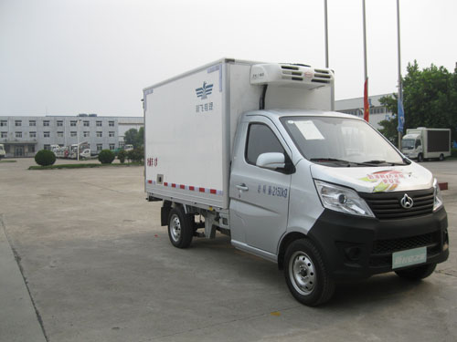 河南新飞 新飞 98马力 4×2 冷藏车(XKC5023XLCA4)