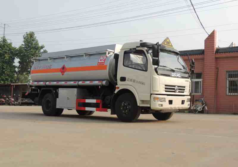 随州力神 醒狮 140马力加油车 SLS5110GJYE4