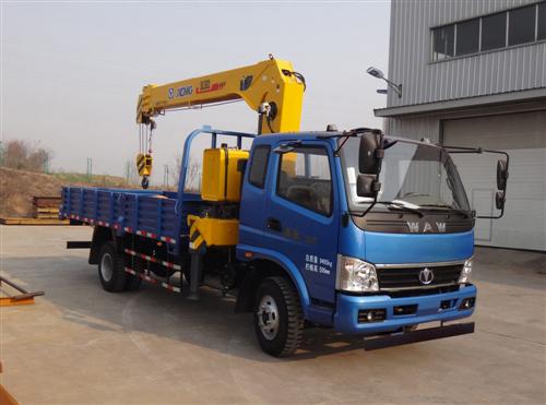 飞碟汽车 奥驰D3 129马力 4×2 随车起重运输车(FD5091JSQP8K4)