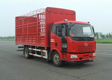 一汽解放 解放J6L 中卡 180马力 4×2 仓栅式 排半 载货车(CA5160CCYP62K1L4E5)