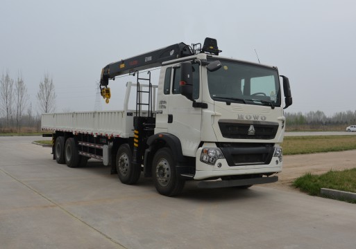中国重汽 HOWO 340马力 8×4 随车起重运输车(ZZ5317JSQN466GE1)