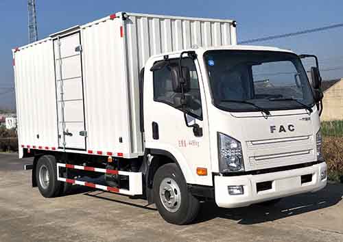 一汽凌源 大凌运 轻卡 117马力 4×2 厢式 单排 载货车(CAL5041XXYDCRE5)