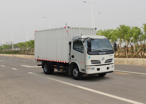东风股份 多利卡D7 轻卡 150马力 4×2 厢式 单排 载货车(EQ5090XXY8BDCAC)