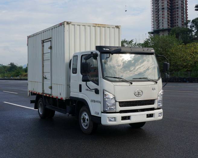 一汽通用 金铃 轻卡 116马力 4×2 厢式 排半 载货车(CA5040XXYK6L3R5E5)