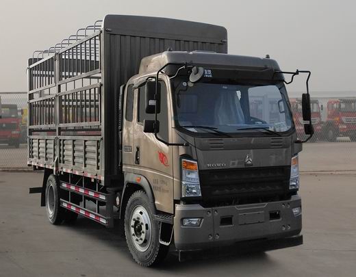中国重汽 HOWO 统帅 中卡 180马力 4×2 仓栅式 排半 载货车(ZZ5147CCYH451CE1)