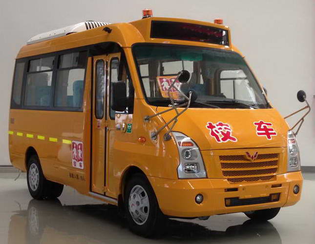 五菱汽车 五菱 136马力 10-19人 小学生校车(GL6552XQ)