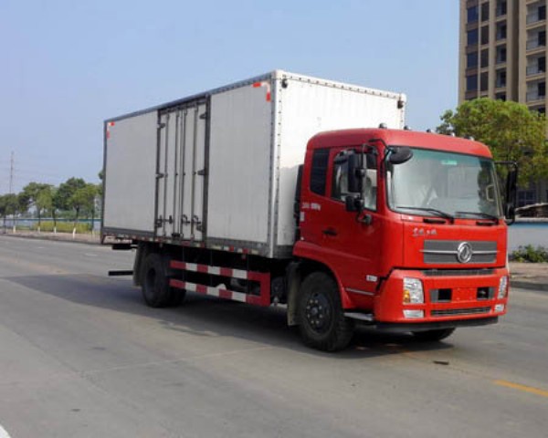 东风商用车 天锦 中卡 180马力 4×2 厢式 排半 载货车(DFH5180XXYBX1DV)