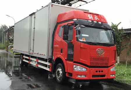 一汽解放 解放J6M 中卡 280马力 4×2 厢式 排半 载货车(CA5160XXYP63K1L9E5)