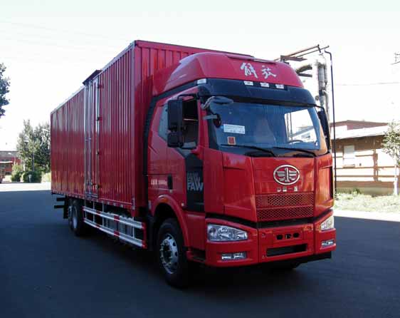 一汽解放 解放J6M 重卡 280马力 6×2R 厢式 排半 载货车(CA5250XXYP63K1L6T2E5)