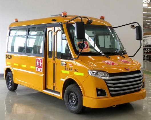 五菱汽车 五菱 133马力 10-19人 小学生校车 GL6526XQ 