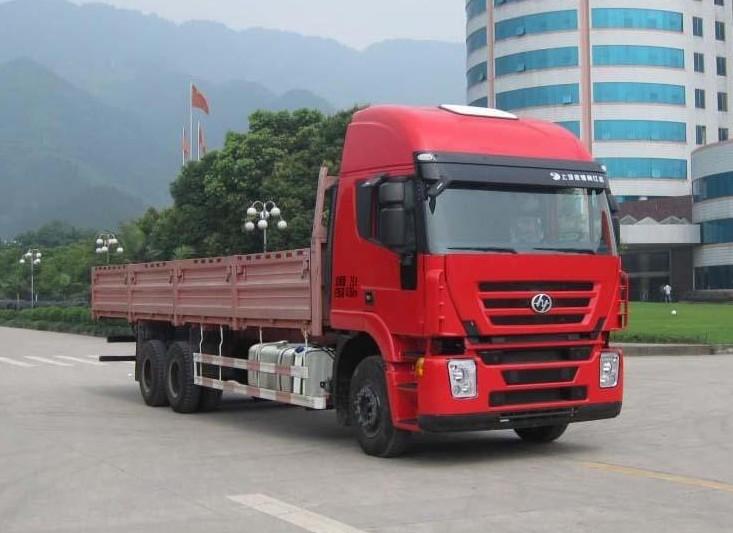 上汽红岩 杰狮M100 重卡 310马力 6×4 栏板式 排半 载货车(CQ1255HMG504)