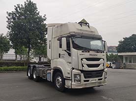 庆铃汽车 五十铃巨咖 重卡 380马力 6×4 牵引车(QL4251U2NDZ)